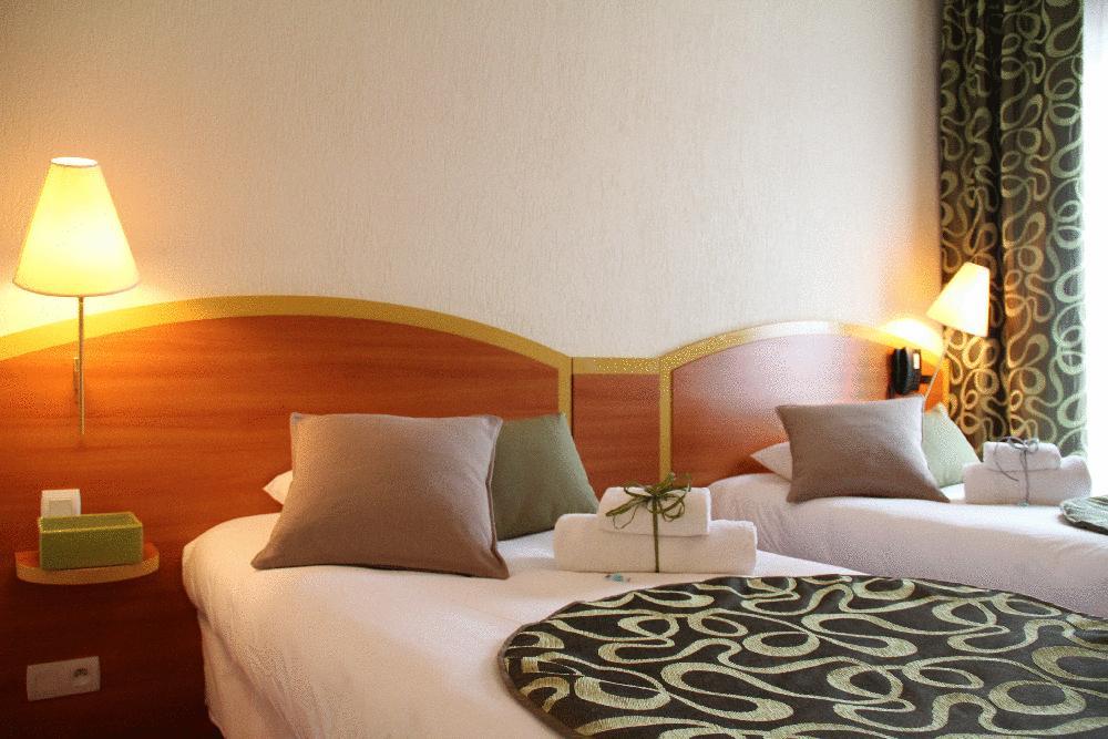 Kyriad Hotel Lamballe Eksteriør billede
