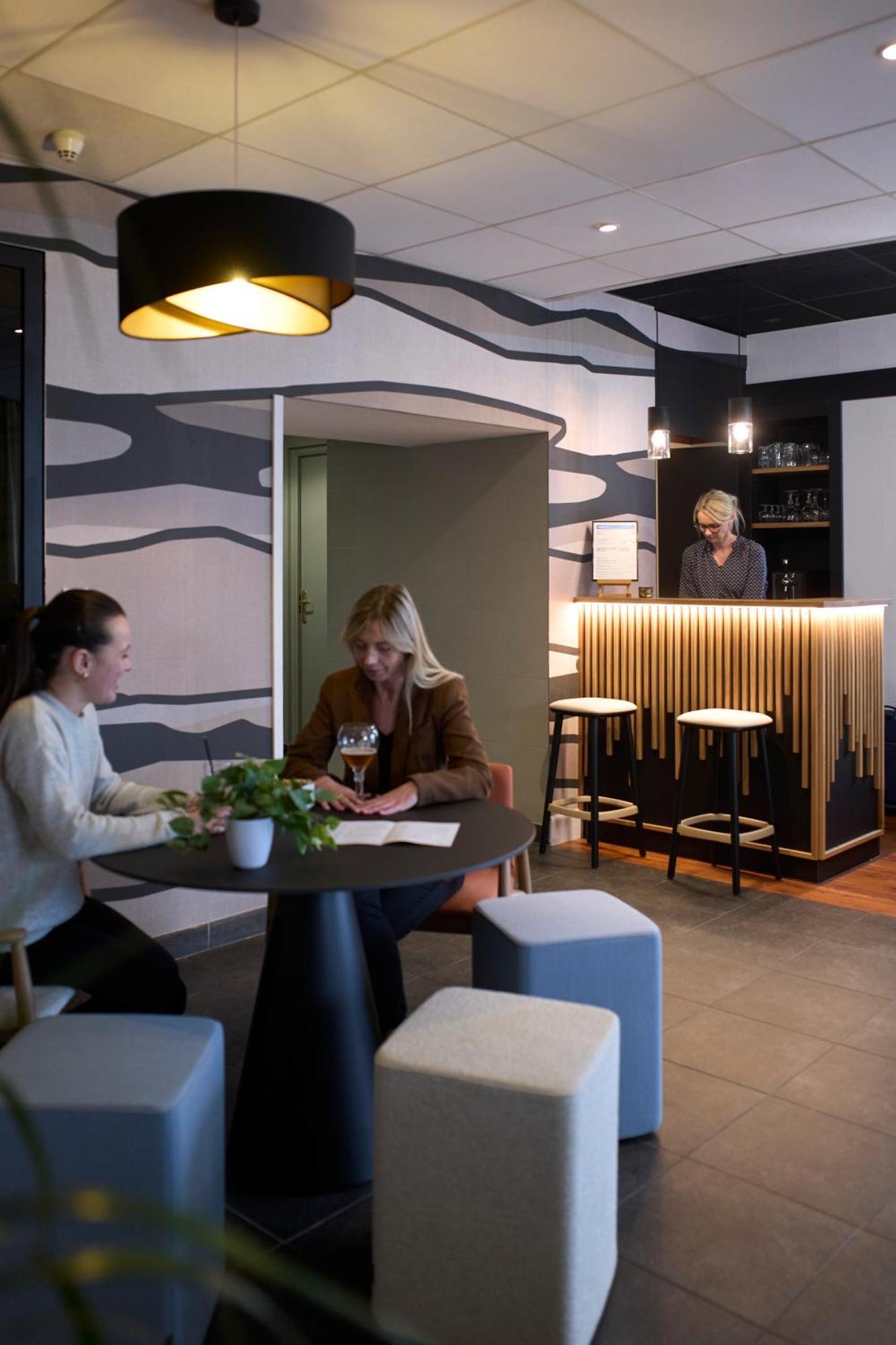 Kyriad Hotel Lamballe Eksteriør billede
