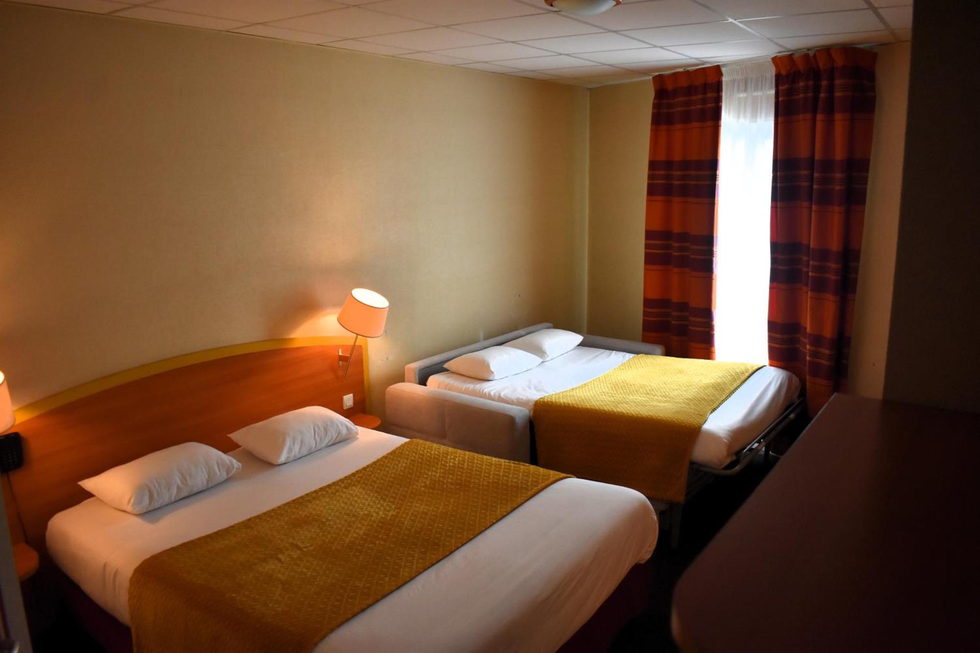 Kyriad Hotel Lamballe Eksteriør billede